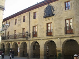 Laguardia img 5611 300x224 De puente en La Rioja yuso vino suso rioja millan haro españa bodegas